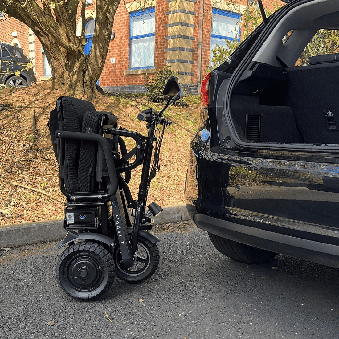 Foldable Convenience with Extended Travel Range