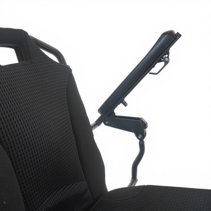 iM.4 Folding Electric Wheelchair