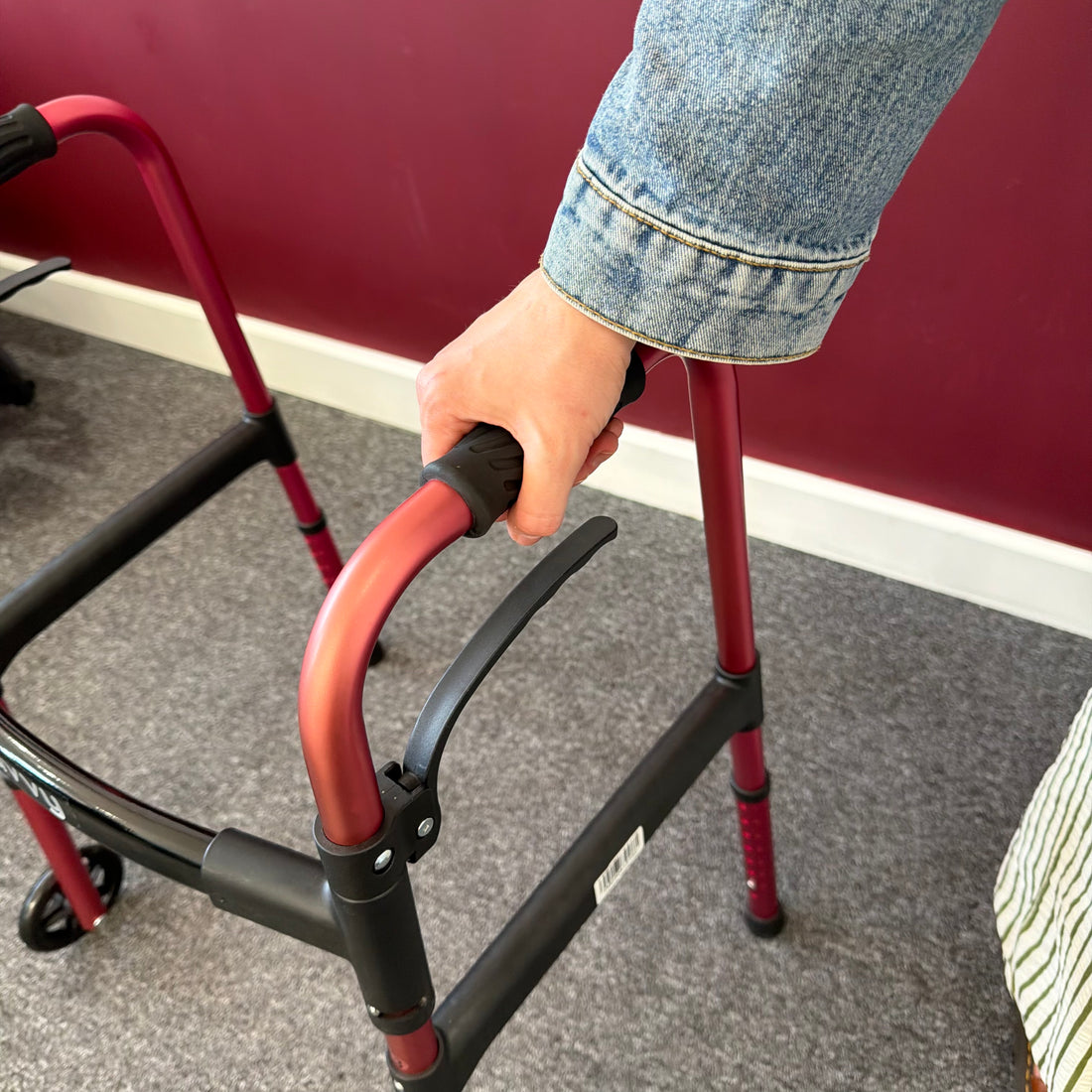 Walk with Confidence Thanks to Stable, Non-Slip Support