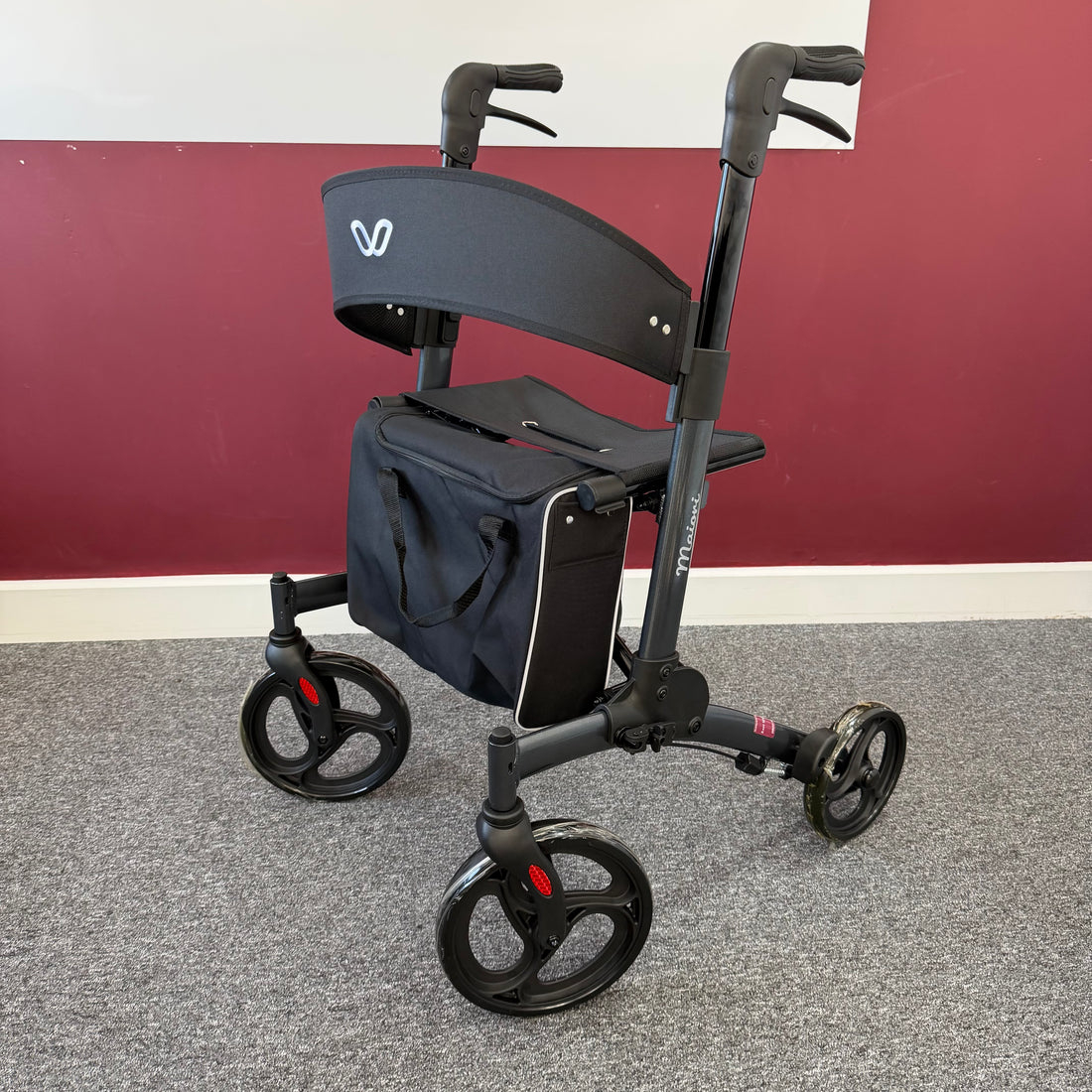 Strong Support with Easy, Lightweight Handling