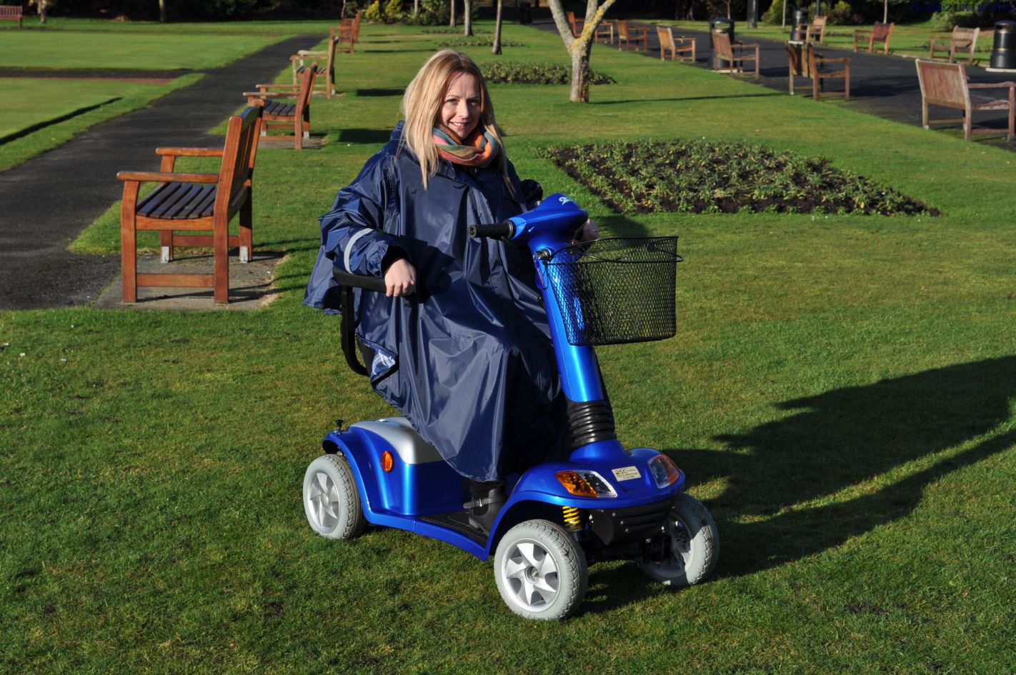 Splash Deluxe Universal Poncho Sleeved U