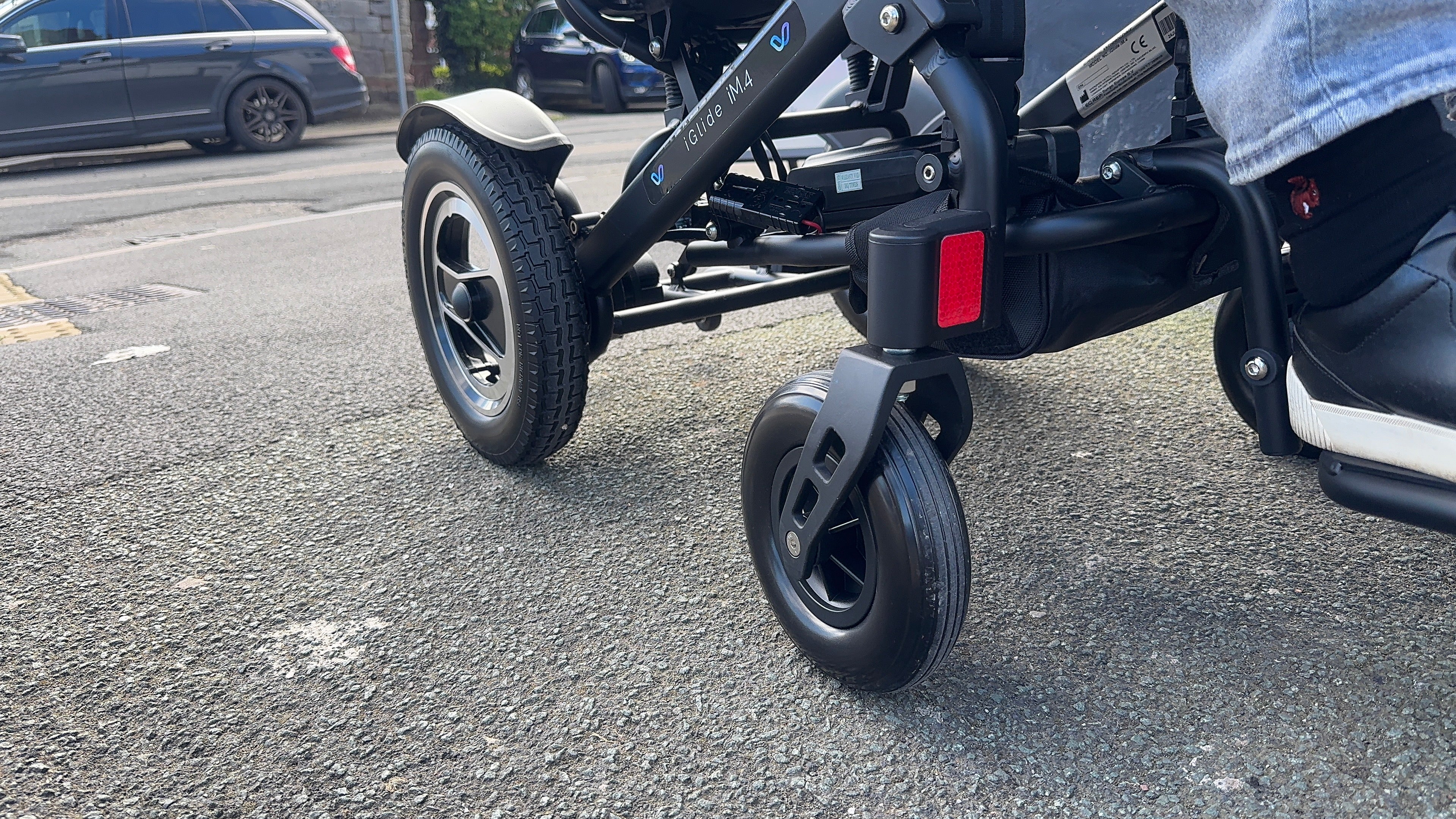 iM.4 Folding Electric Wheelchair