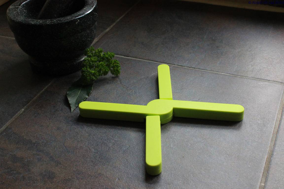StayPut Silicon Trivet - Lime Green