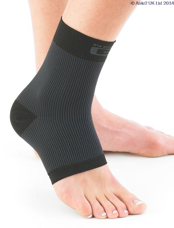 Neo G Airflow Ankle Support -Large