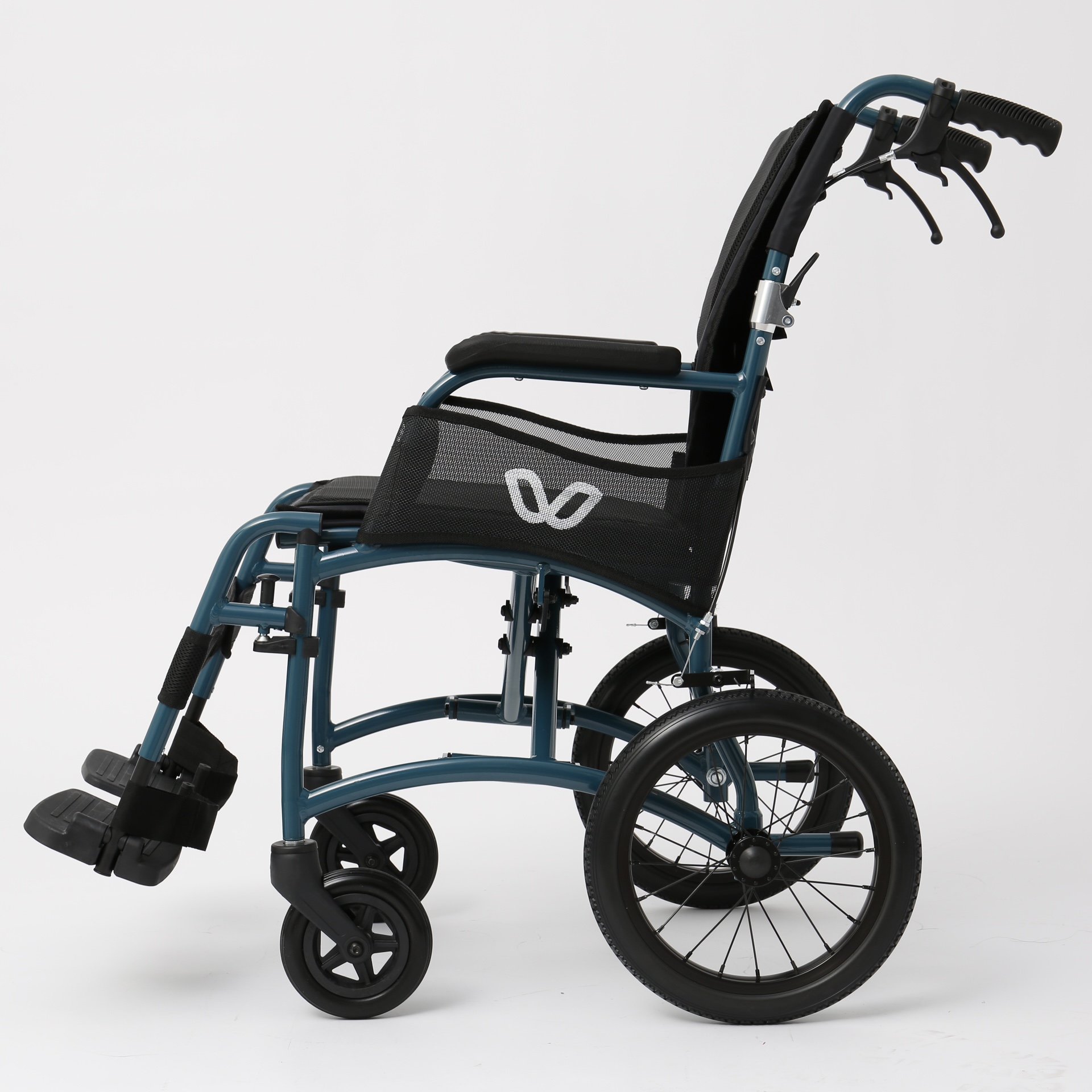 Astrum.2 Magnesium Transit Wheelchair