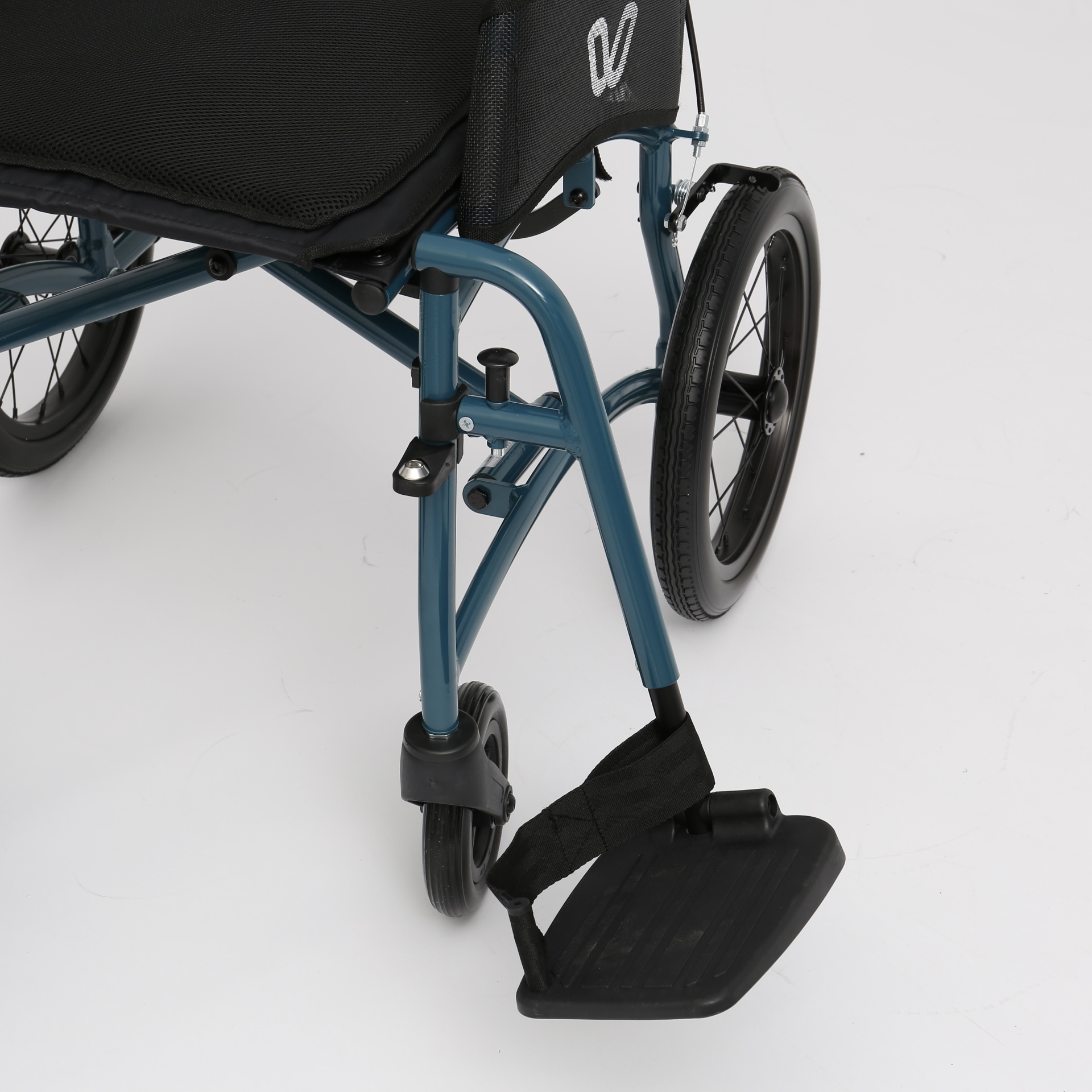 Astrum.2 Magnesium Transit Wheelchair